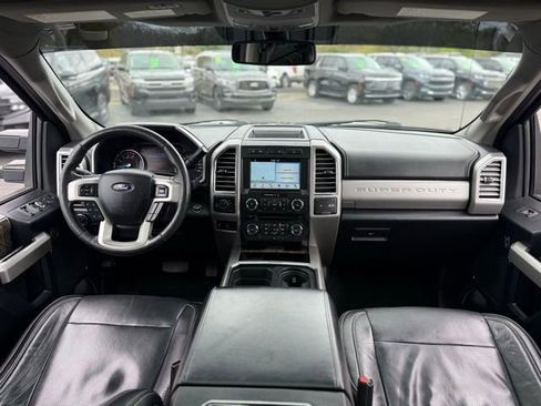 Used 2017 Ford F250 Lariat w/ Lariat Ultimate Package AWD/4WD image 2