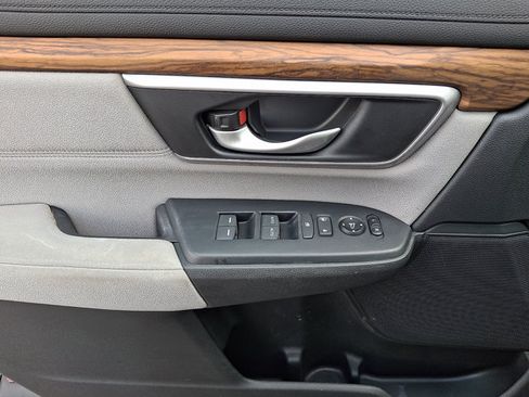 Used 2017 Honda CR-V EX image 10