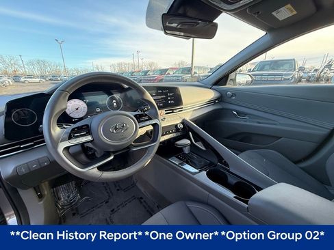 Certified 2023 Hyundai Elantra SEL w/ Convenience Package image 2