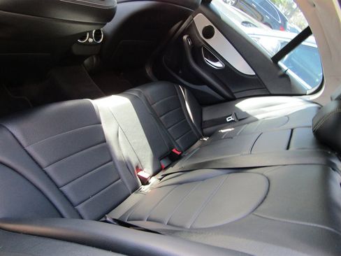 Used 2016 Mercedes-Benz C 300 4MATIC Sedan image 8