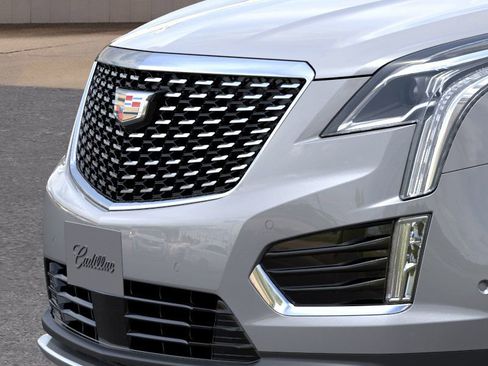 New 2026 Cadillac XT5 Premium Luxury image 13