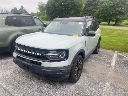 Used 2021 Ford Bronco Sport Outer Banks w/ Outer Banks Package AWD/4WD image 3
