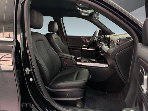Certified 2023 Mercedes-Benz GLB 250 image 23