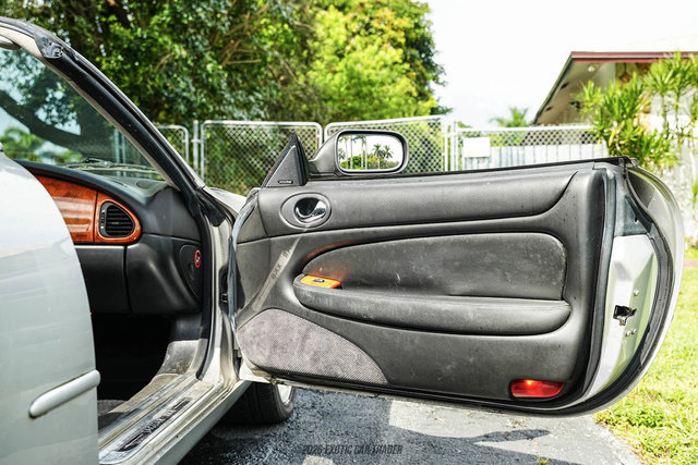 Used 2000 Jaguar XK8 Convertible RWD image 42