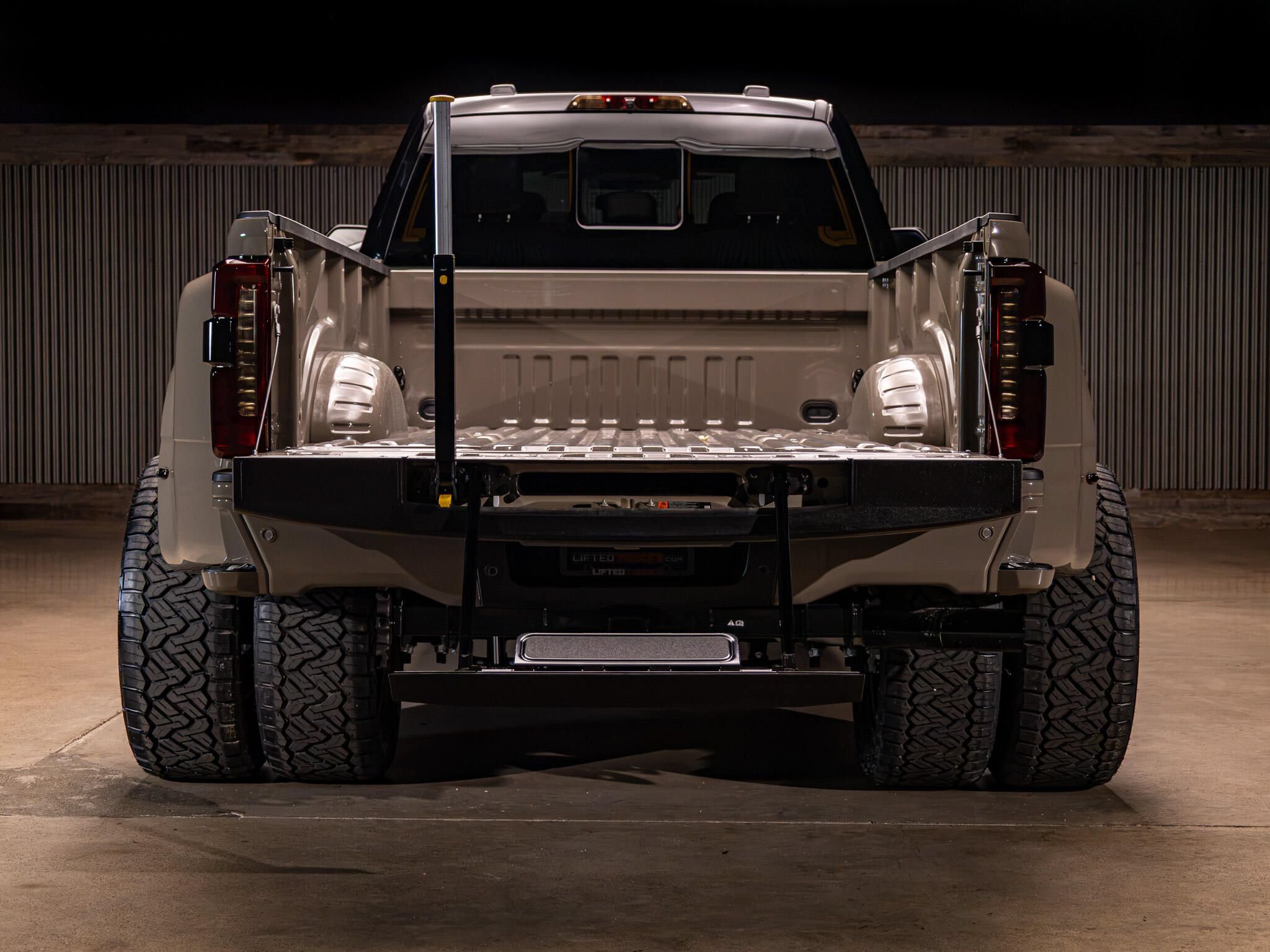 Used 2026 Ford F350 King Ranch w/ Chrome Package AWD/4WD image 9