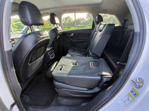 Used 2019 Audi Q7 3.0T Prestige AWD/4WD image 40