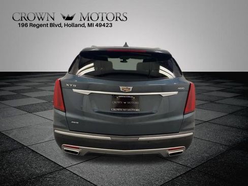 Used 2021 Cadillac XT5 Premium Luxury w/ LPO, Floor Liner Package image 5