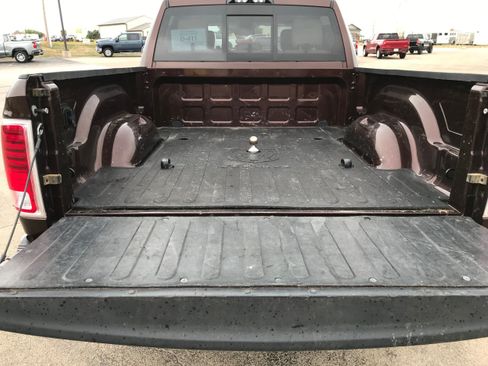 Used 2015 RAM 2500 Laramie AWD/4WD image 9