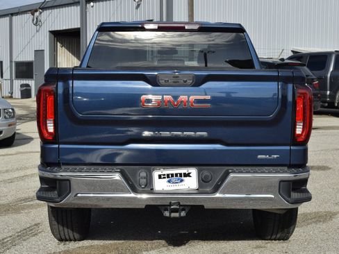 Used 2022 GMC Sierra 1500 SLT w/ SLT Convenience Package image 9