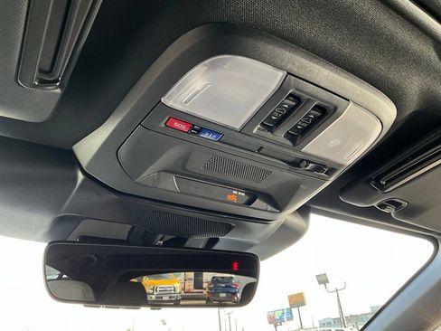 Certified 2025 Subaru Crosstrek 2.5i Sport w/ Crosstrek Mirror Package image 17