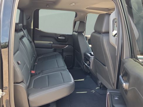 Used 2022 GMC Sierra 1500 SLT w/ SLT Premium Plus Package RWD image 19