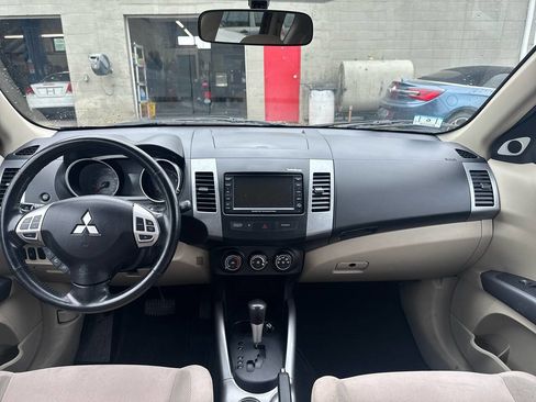 Used 2007 Mitsubishi Outlander ES FWD image 18