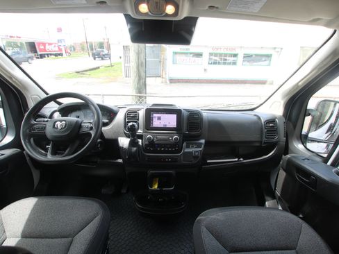 Used 2023 RAM ProMaster 2500 w/ Interior LED Lighting Group FWD image 13