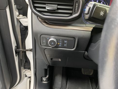 Used 2020 Ford Explorer Limited image 37