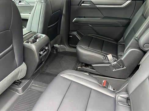 New 2026 GMC Acadia Elevation w/ Super Cruise Package image 13