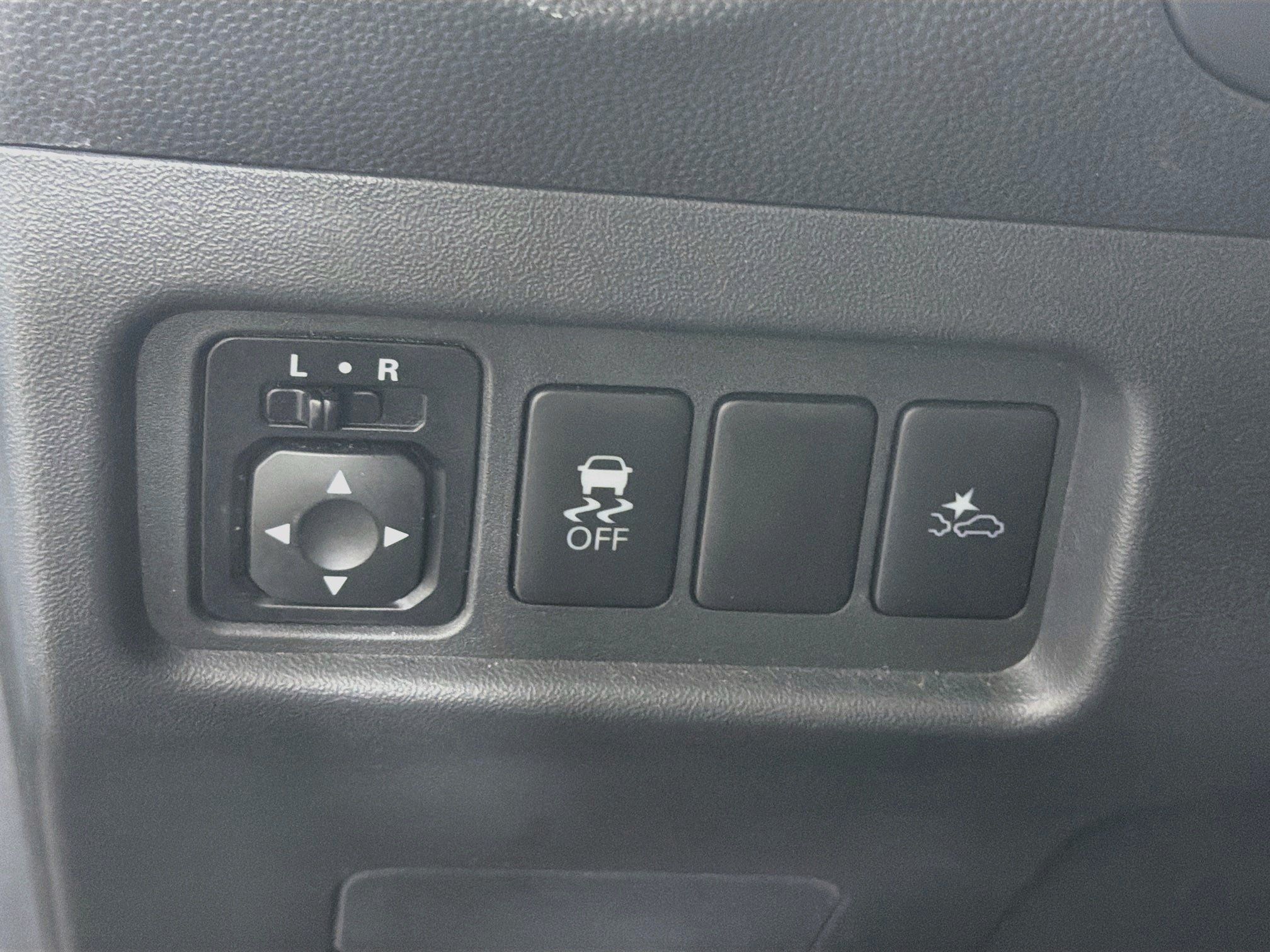 Used 2024 Mitsubishi Mirage ES FWD image 16