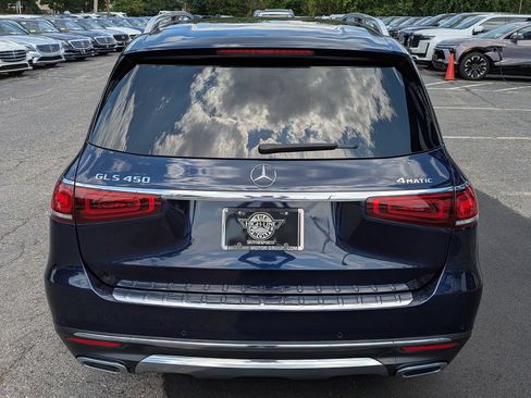 Used 2021 Mercedes-Benz GLS 450 4MATIC image 8