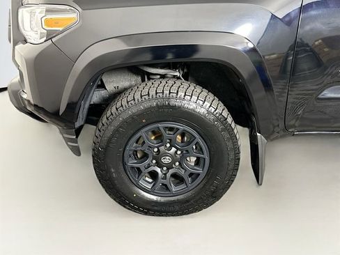 Certified 2022 Toyota Tacoma SR5 image 25
