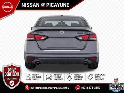 Used 2022 Nissan Altima 2.5 SR w/ Midnight Edition Package FWD image 4