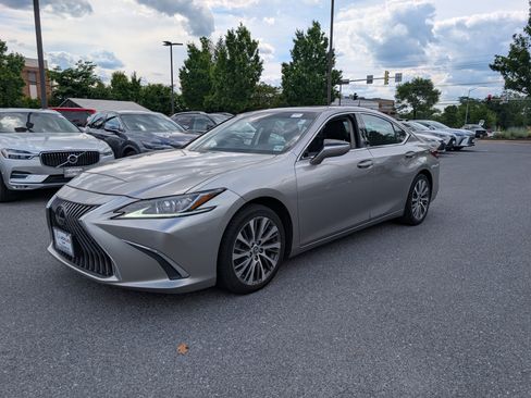 Used 2019 Lexus ES 350 w/ Premium Package FWD image 7