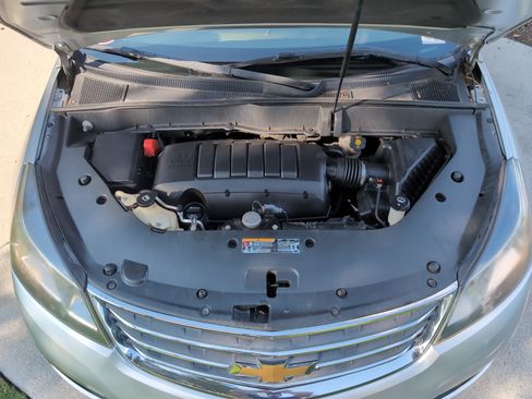 Used 2014 Chevrolet Traverse LT AWD/4WD image 33