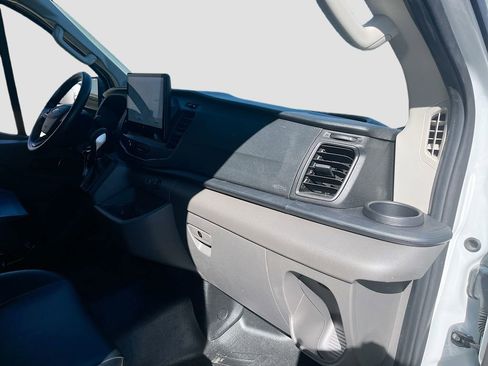 Used 2024 Ford Transit 150 Low Roof AWD image 27