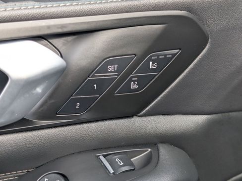 Used 2025 BMW X5 xDrive40i image 22