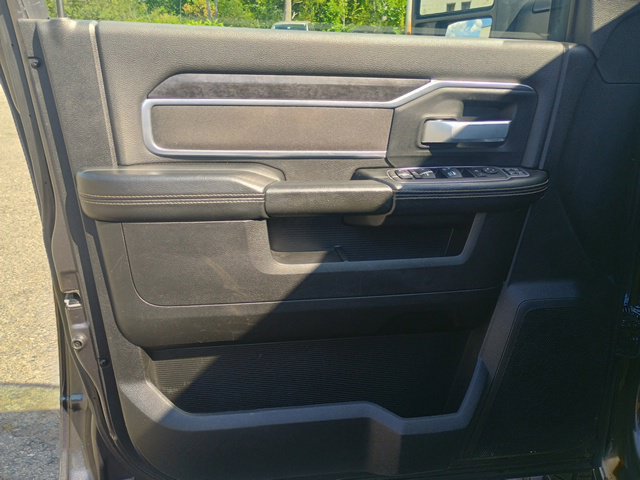 Used 2024 RAM 2500 Big Horn w/ Sport Appearance Package AWD/4WD image 23