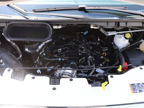 Used 2024 Ford Transit 350 XLT RWD image 10