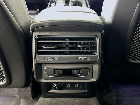 Used 2022 Audi Q8 Premium w/ Convenience Package image 31