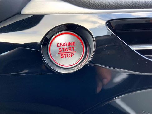 Used 2023 Acura MDX FWD image 29