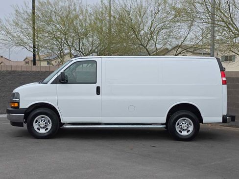 Used 2024 Chevrolet Express 2500 w/ Driver Convenience Package image 6