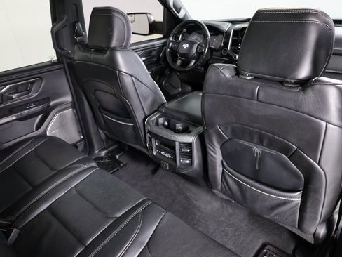 Used 2019 RAM 1500 Limited image 40