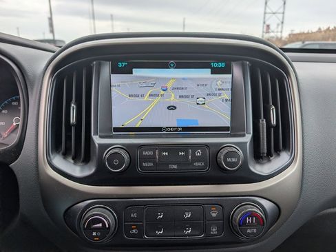 Used 2018 Chevrolet Colorado Z71 image 14