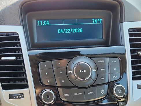 Used 2014 Chevrolet Cruze LS FWD image 21
