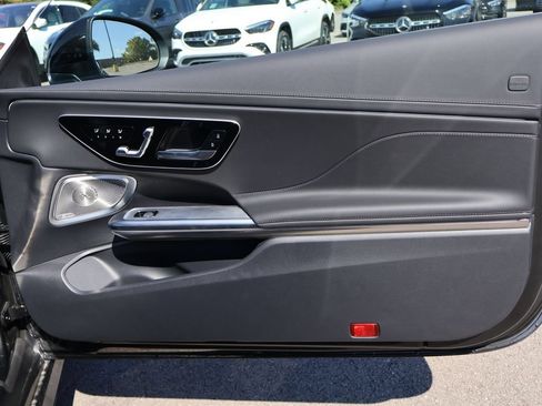 Used 2024 Mercedes-Benz CLE 450 4MATIC Cabriolet image 19