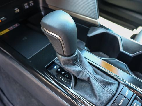 Certified 2026 Toyota Camry SE FWD image 22
