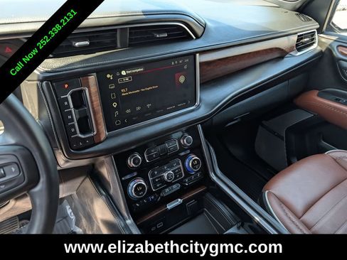 Used 2024 GMC Yukon XL Denali Ultimate image 8