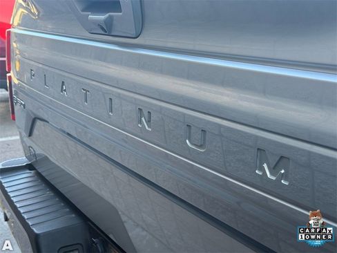 Used 2018 Ford F150 Platinum w/ Equipment Group 701A Luxury image 13