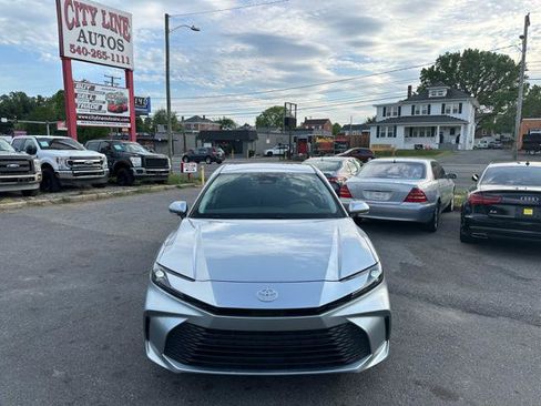 Used 2025 Toyota Camry LE FWD image 3