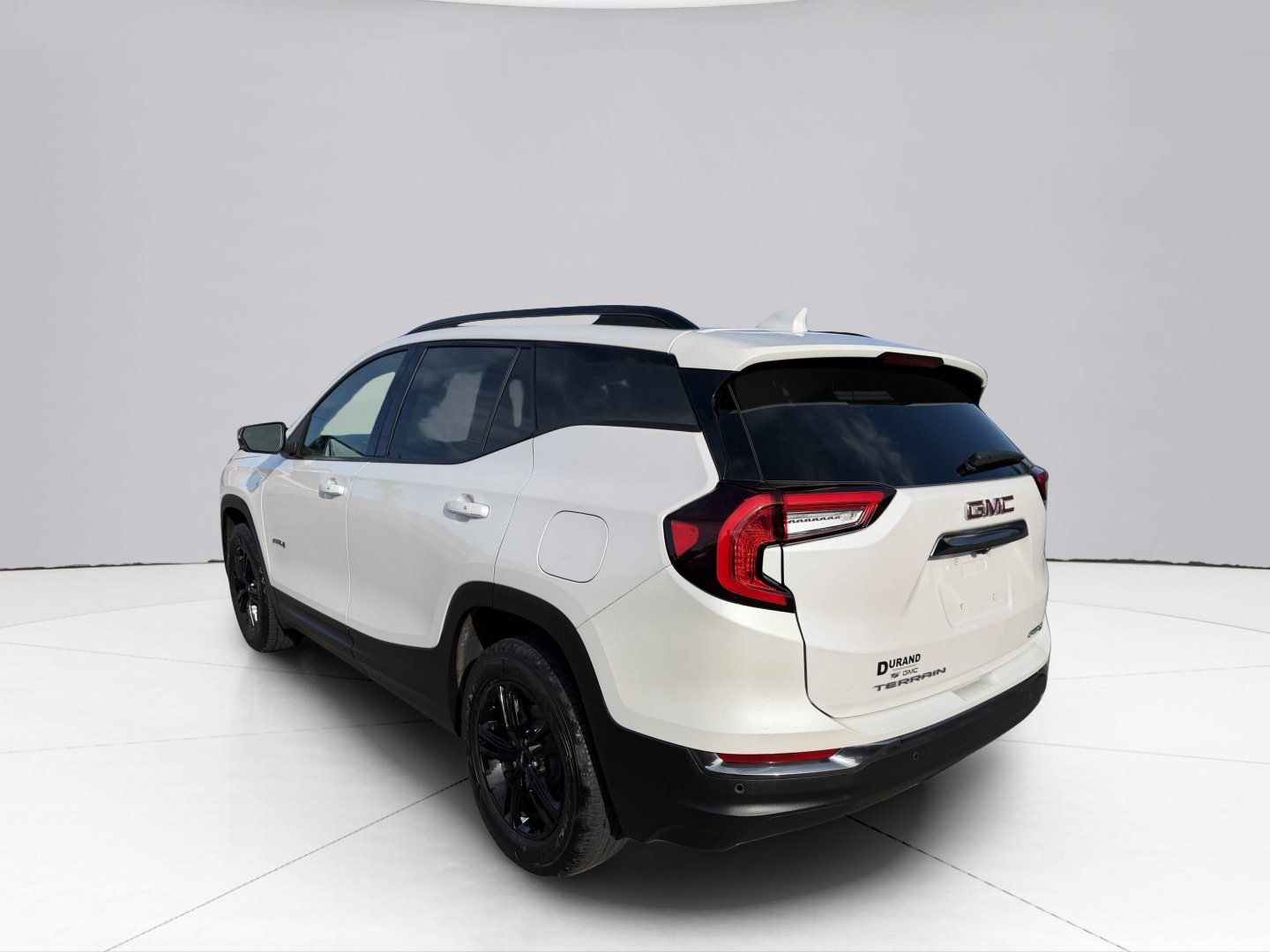Used 2023 GMC Terrain AT4 w/ Infotainment Package II AWD/4WD image 3