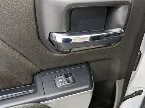 Used 2018 Chevrolet Silverado 1500 LT w/ All Star Edition image 56