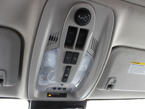 Used 2014 GMC Terrain SLT w/ Cargo Package image 30