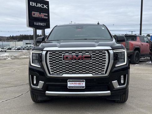 Used 2023 GMC Yukon Denali w/ LPO, Floor Liner Package image 2