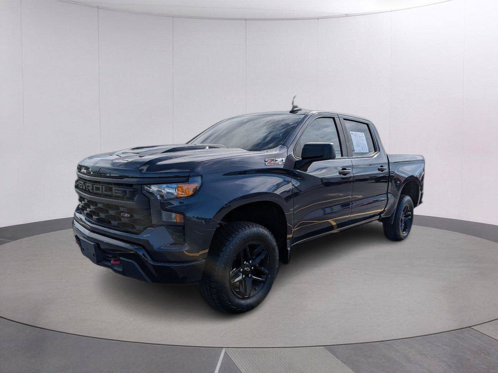 Used 2022 Chevrolet Silverado 1500 Custom Trail Boss AWD/4WD image 1