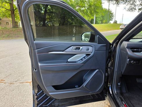 Used 2025 Ford Explorer ST w/ Sun And Sound Package image 25