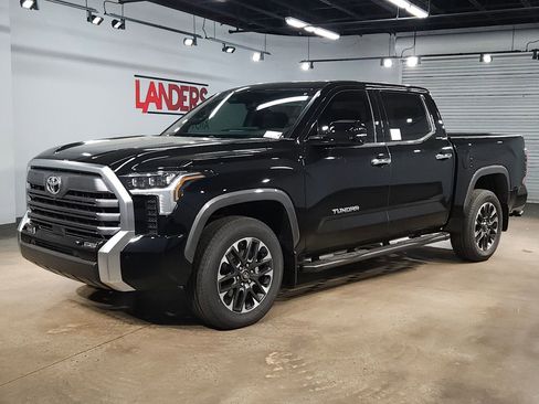 New 2026 Toyota Tundra Limited AWD/4WD image 3