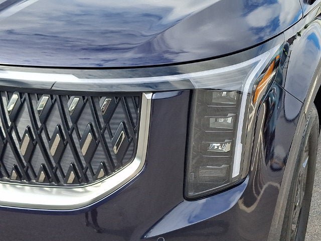 Used 2026 Kia Carnival FWD image 9
