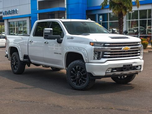 Used 2020 Chevrolet Silverado 3500 High Country w/ Z71 Off-Road Package AWD/4WD image 1