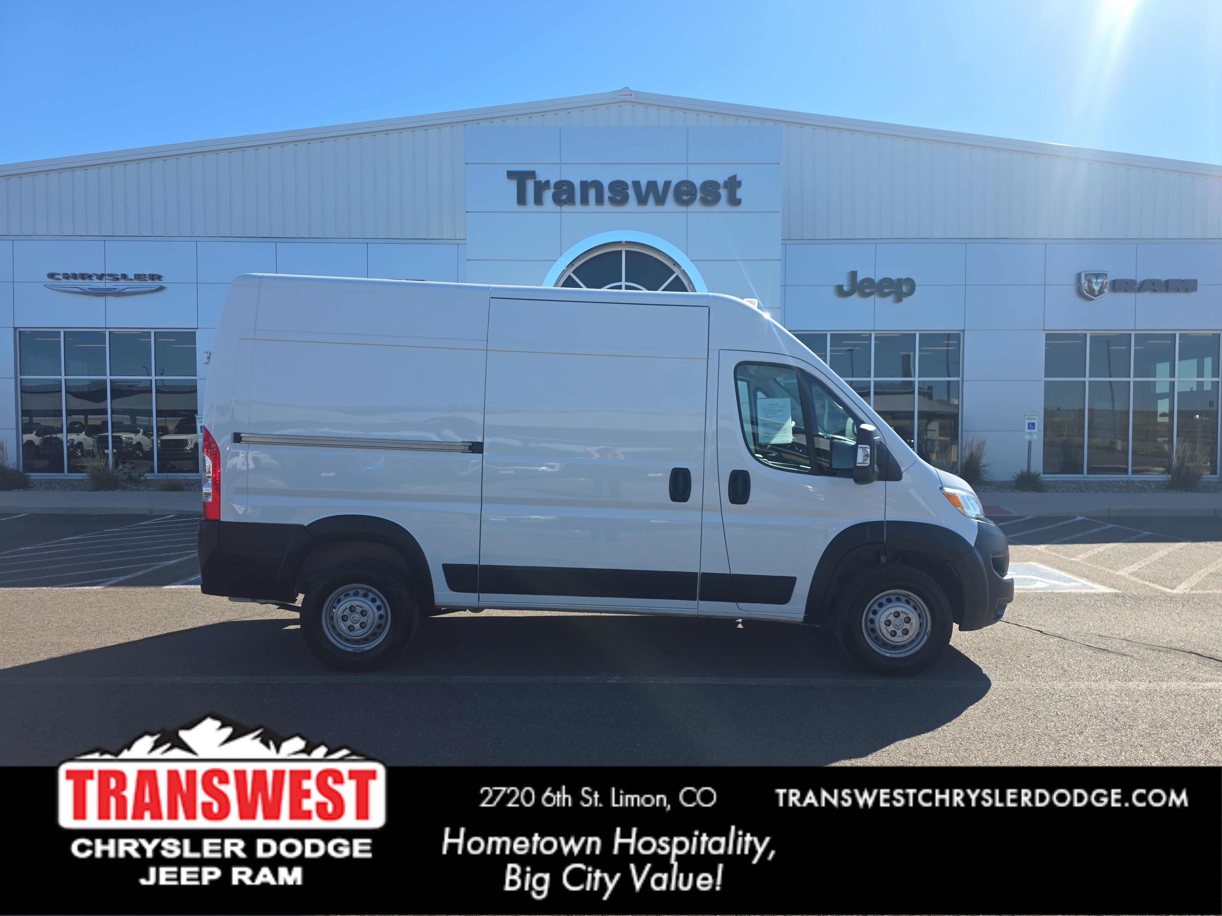 Used 2025 RAM ProMaster 2500 w/ Convenience Group FWD image 1